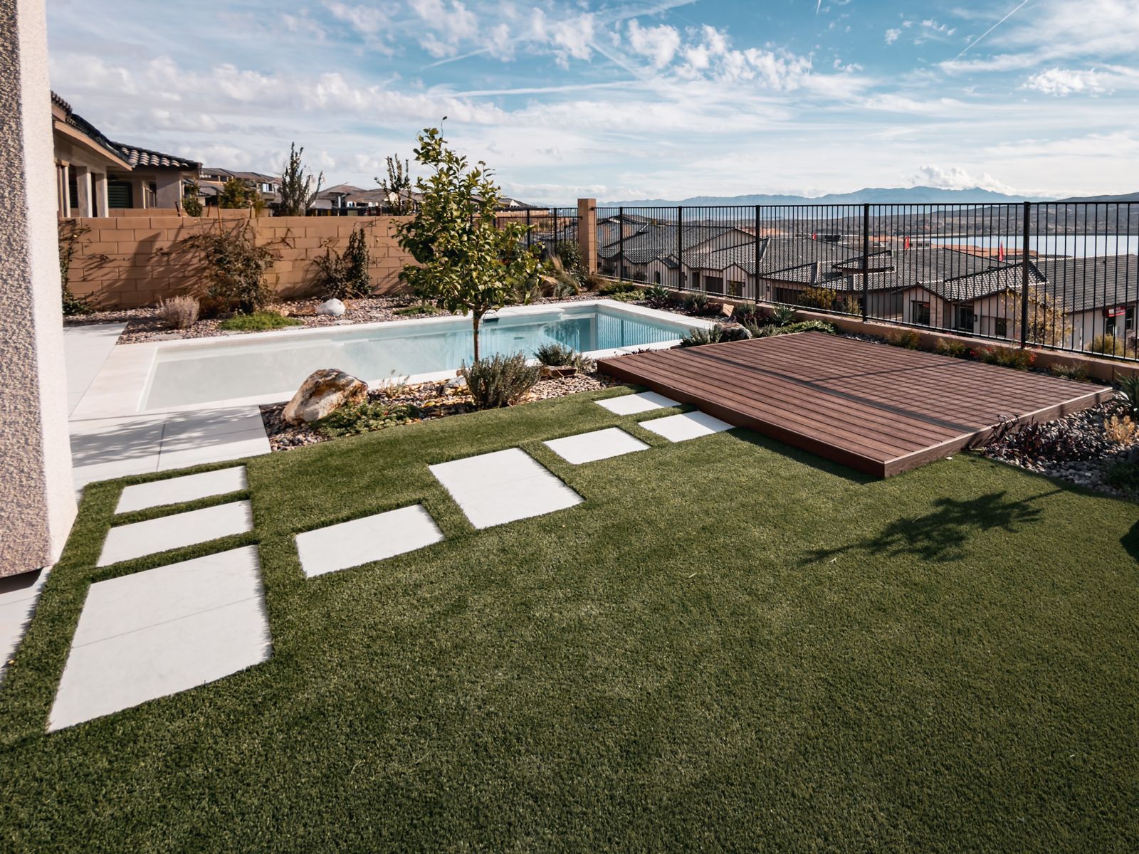 Custom pool project by Pools R Us Arizona
