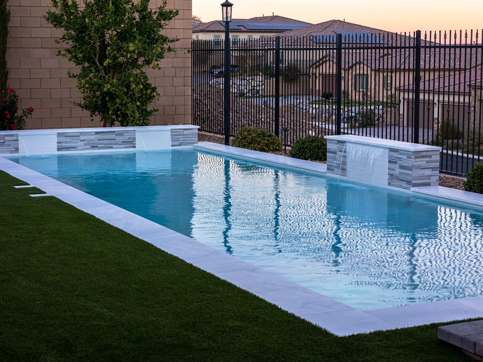 Custom pool by Pools R Us Arizona